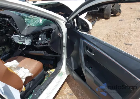 2015 Toyota Corolla Le из США, поврежденный, VIN 2T1BURHE7FC413243